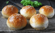 Булочка с кунжутом