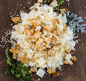 Из капусты с курочкой и соусом "Цезарь"