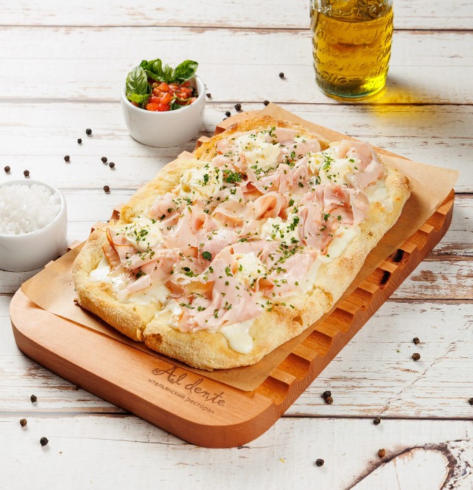 Прошутто котто и страчателла