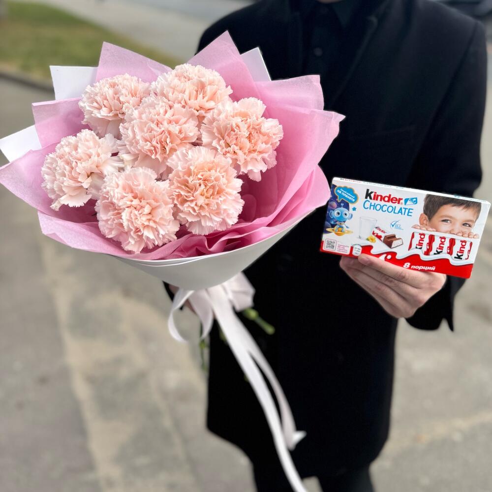 Монобукет розовых диантусов с шок.Kinder