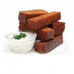 Гренки с чесночным соусом