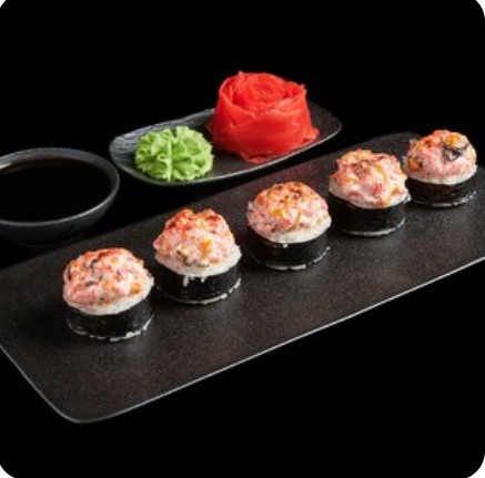 Запеченный ролл с мидиями