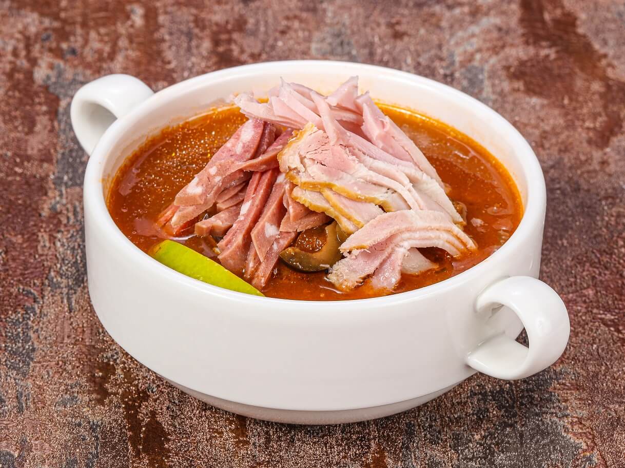 Солянка мясная