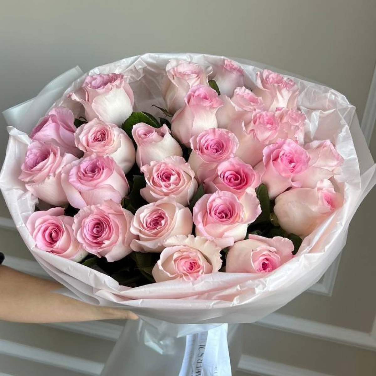 Моно букет из 25 роз 5 (предзаказ)