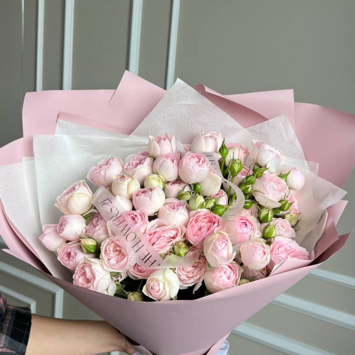 Моно букет из пионовидных роз (предзаказ)