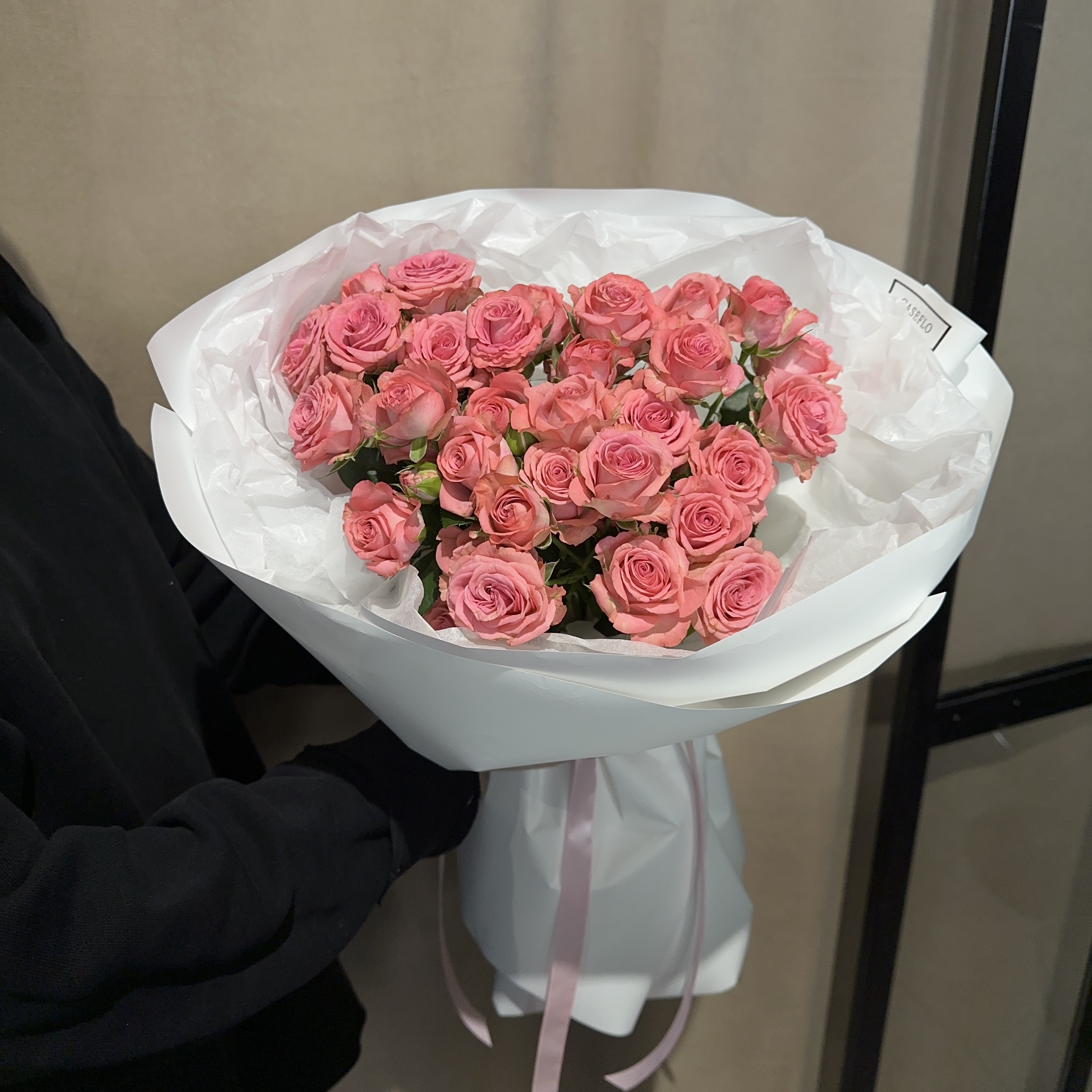 Букет кустовых роз 