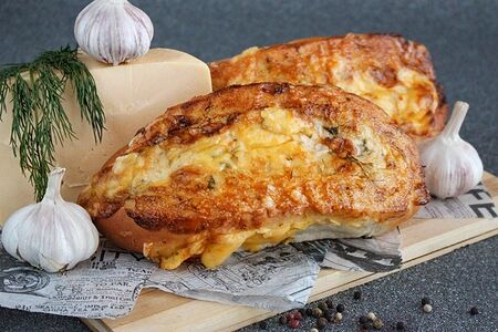 Багет с сыром 220г