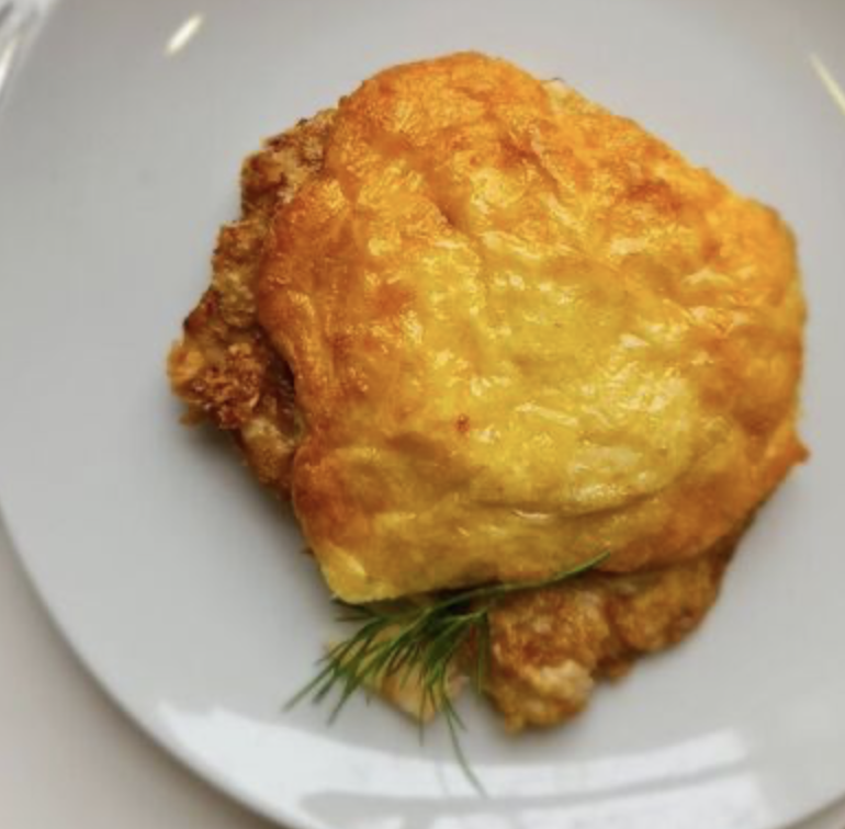 Куриная грудка запечёная с помидорами