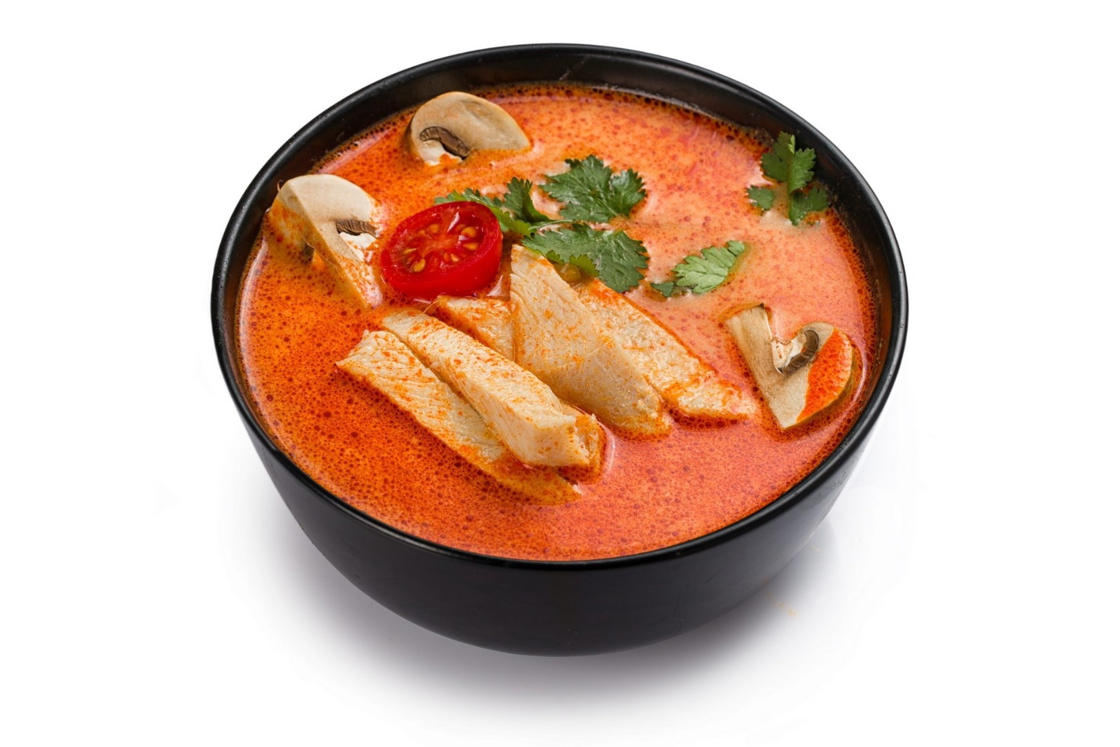 Том ям с курицей и грибами