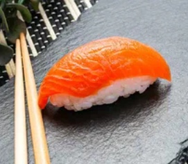 Суши лосось