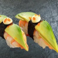 Суши с креветкой и авокадо (1 шт) 61г