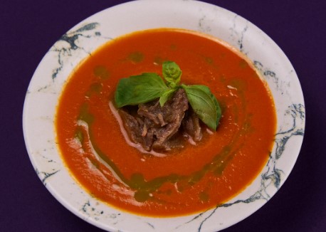 Суп из печ. перцев с ягнёнком и баклажан.