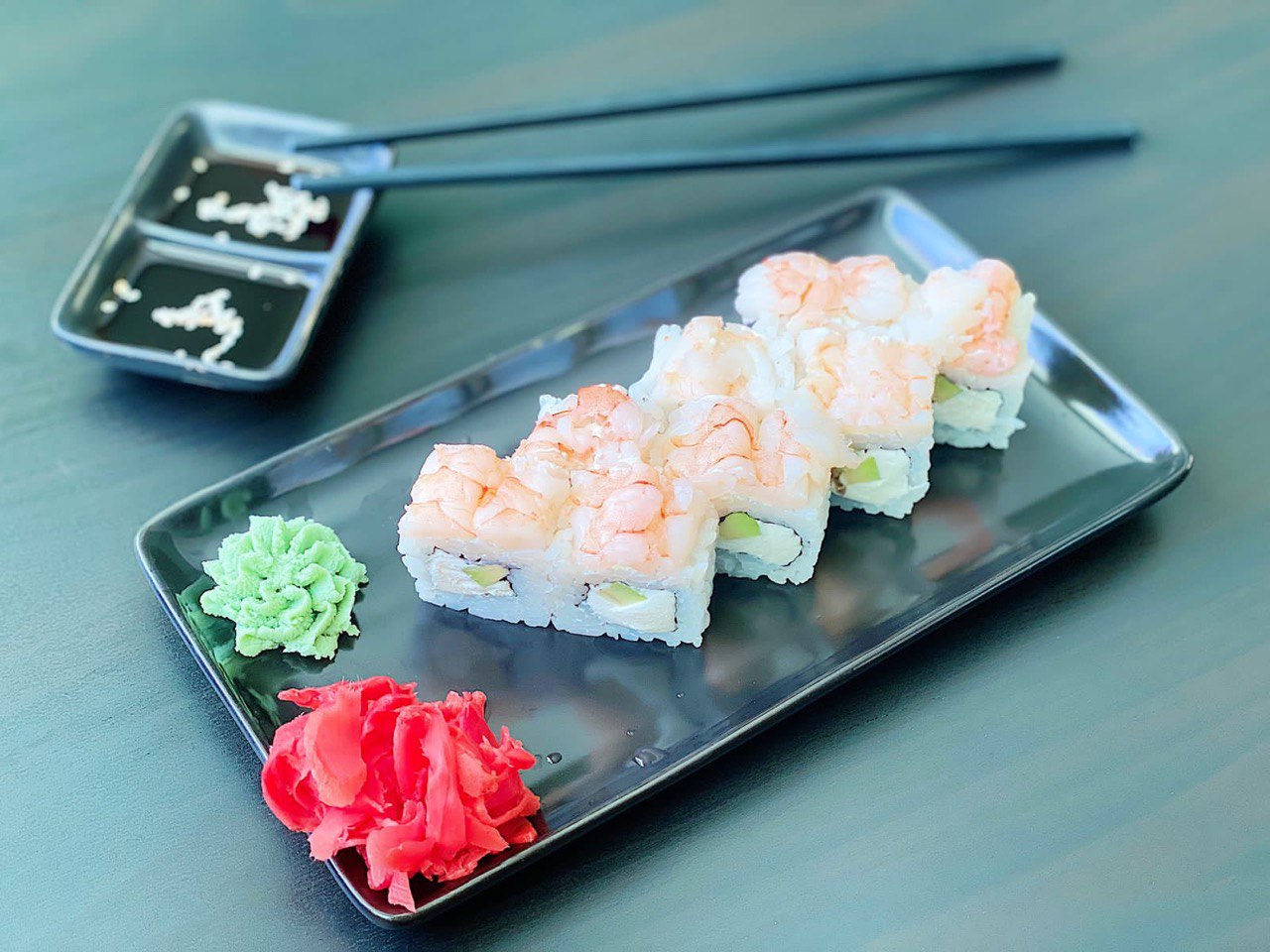 Филадельфия с тигровой креветкой