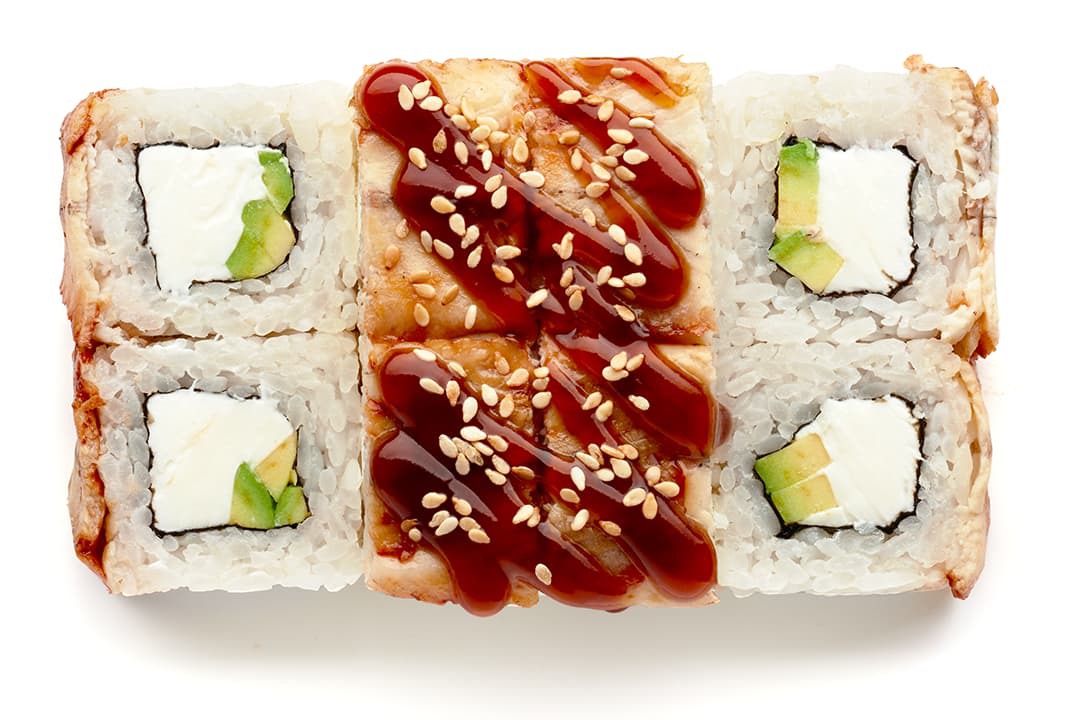 Канадский с лососем, сыром и огурцом