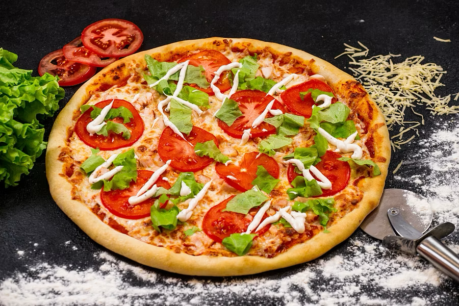 Пицца Цезарь летний