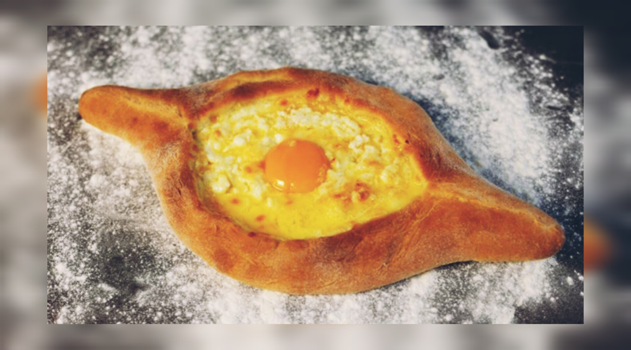 Хачапури по-аджарски