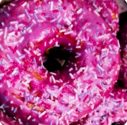 Ягодный пончик