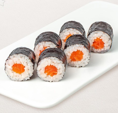 Ролл с лососем