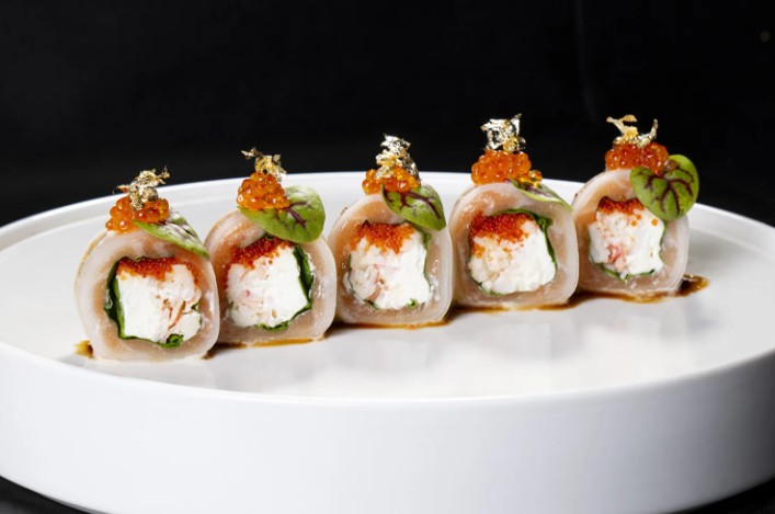 Кето-ролл с Лососем и Камчатским Крабом