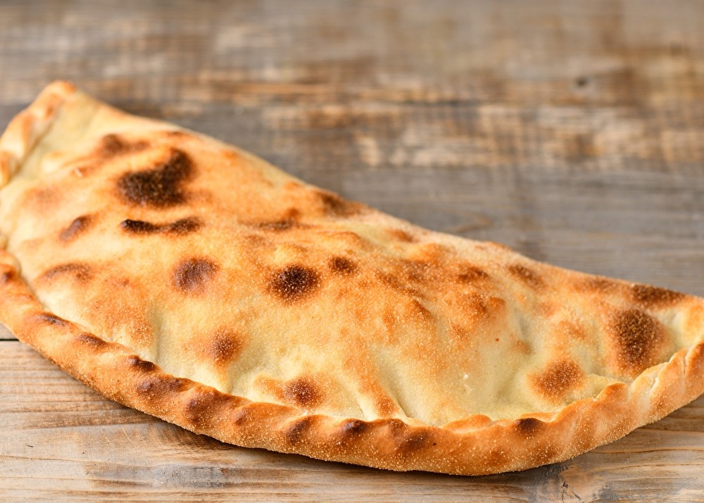 Кальцоне с курицей
