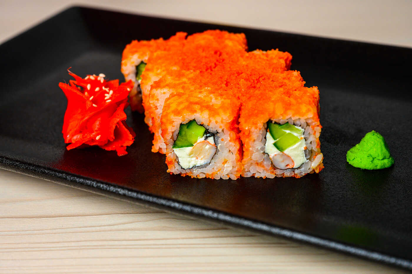 Ролл Калифорния с креветкой