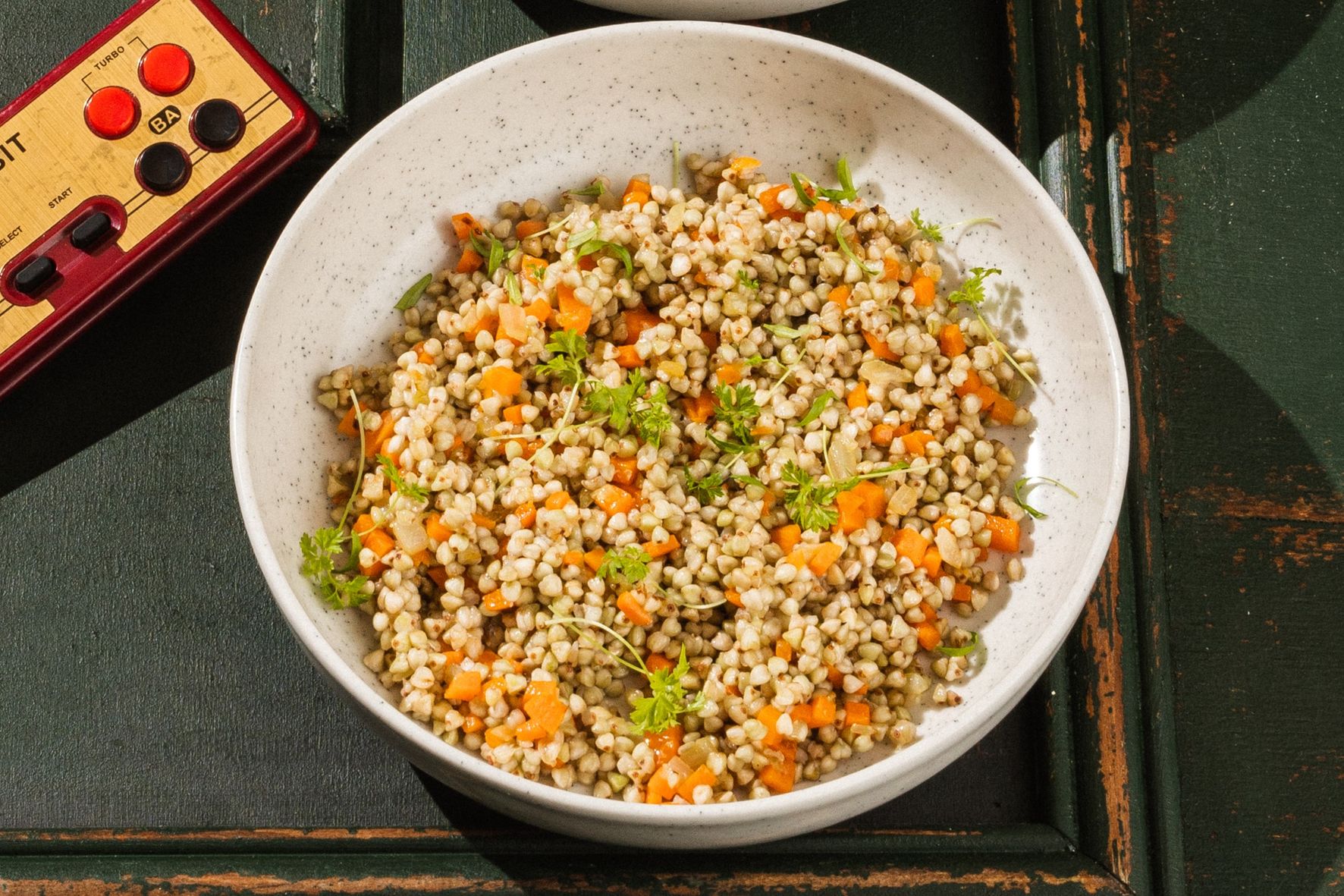 Зеленая греча с овощами