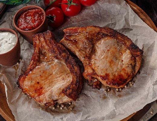  Шашлык из свинины (спинка) 350 гр.