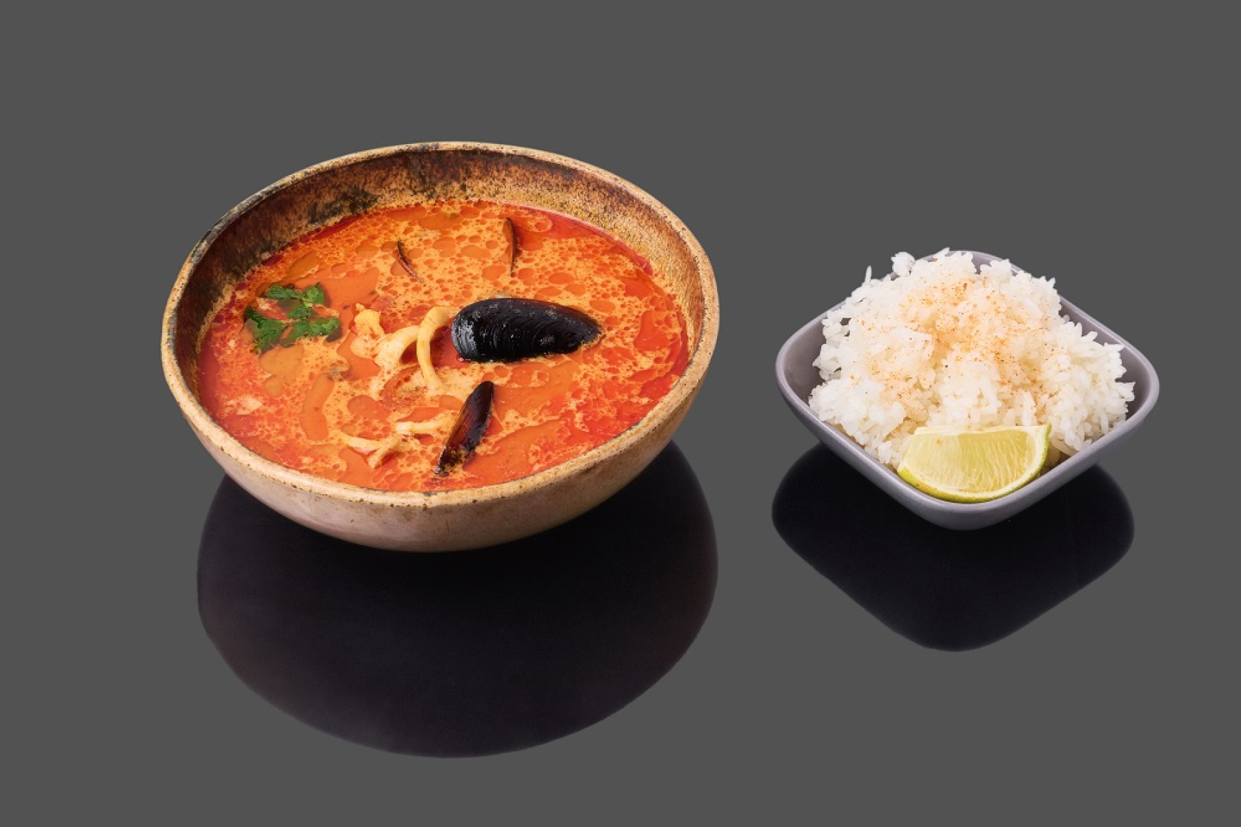 Том Ям Коконат