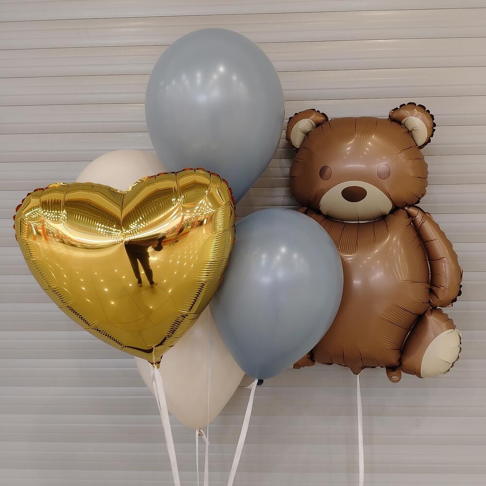 Воздушные шары "Мишка с тортиком"