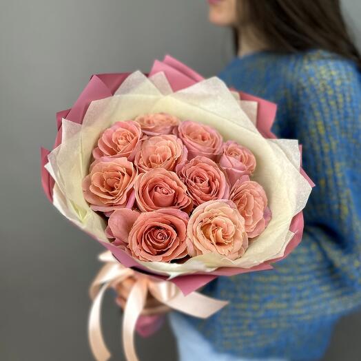 Букет из 11 роз Хермоса