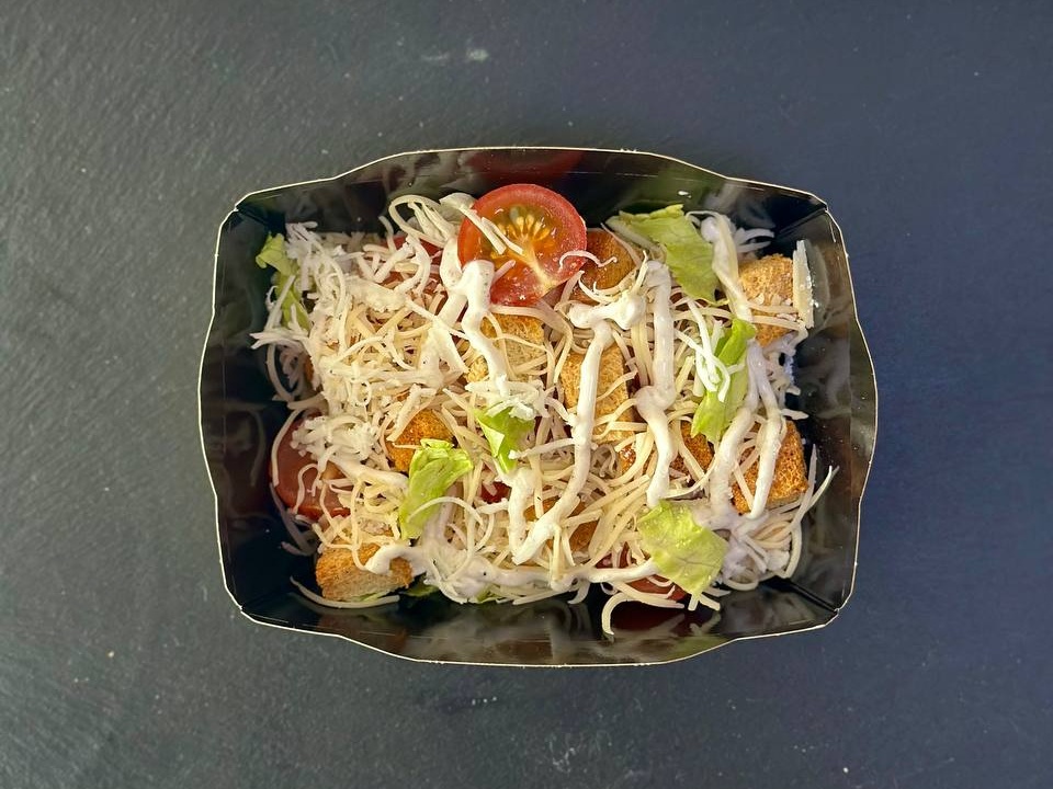 Салат цезарь с курицей 