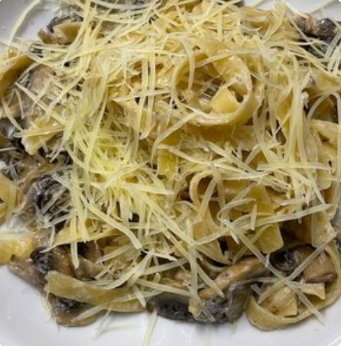 Паста с шампиньонами