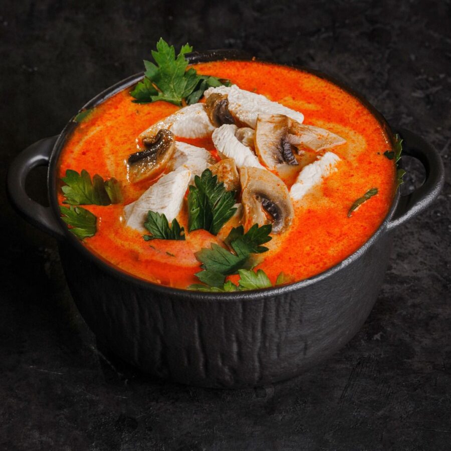 Том ям с курицей