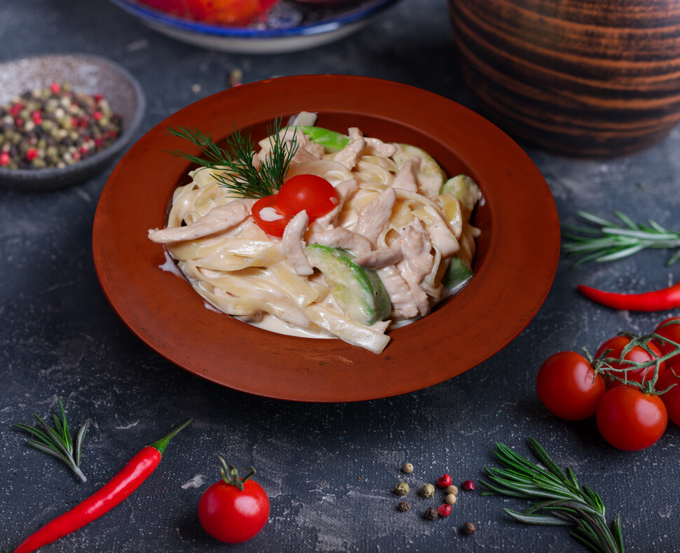 Паста с курицей