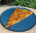 Пицца пеперони кусок