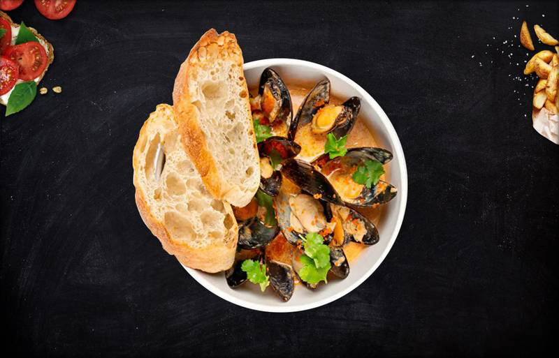 Мидии в соусе том ям