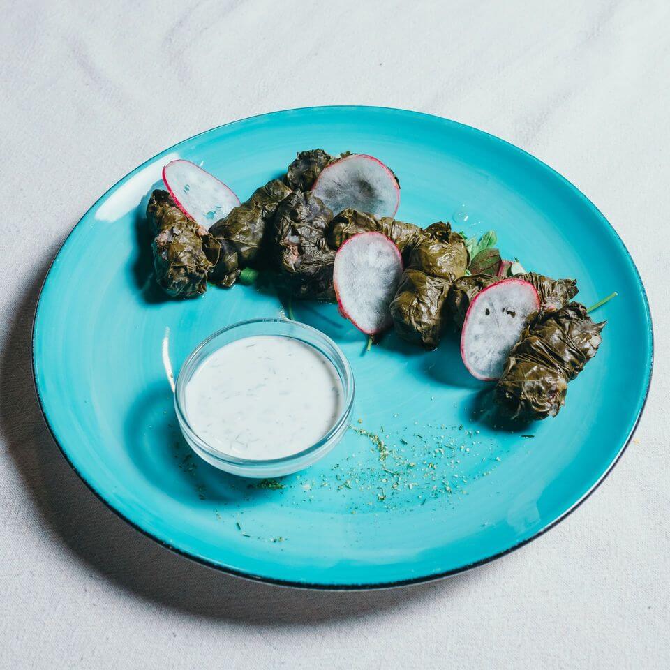 Долма с говядиной и рисом