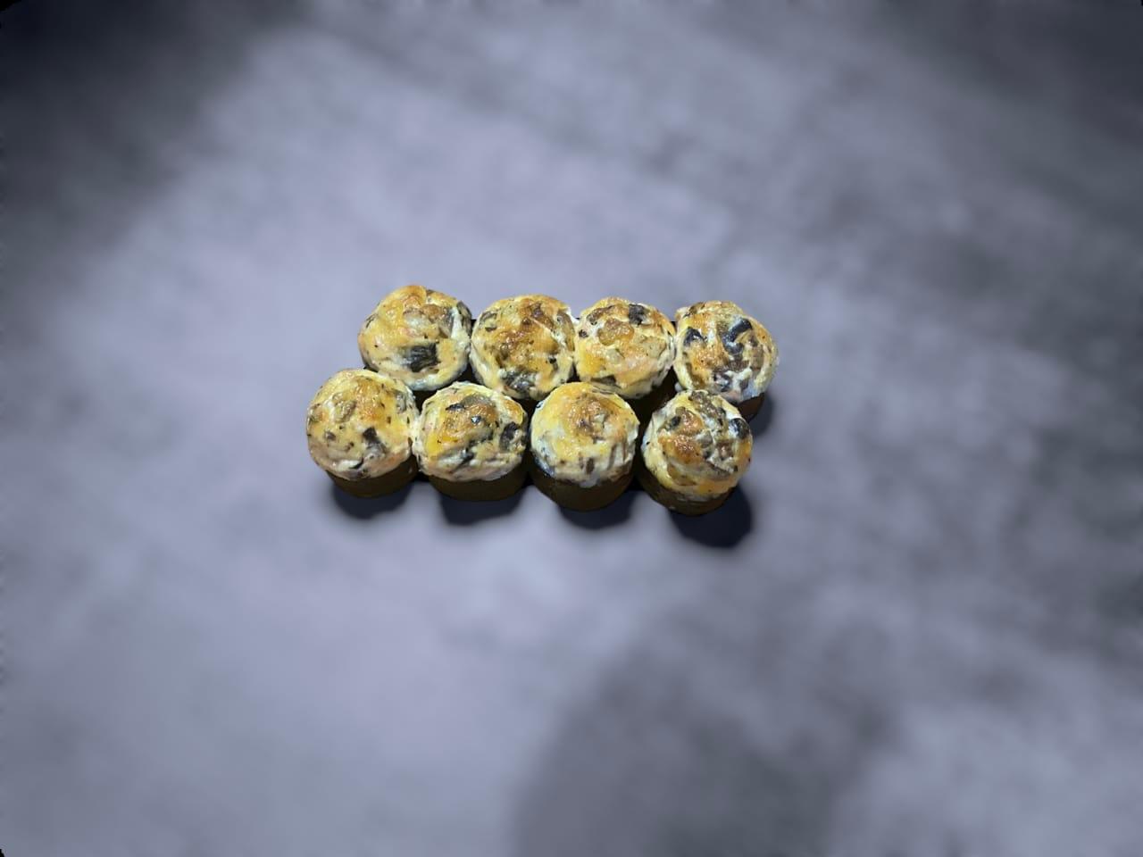 Запеченный ролл с курицей и грибами