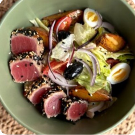 Салат с тунцом