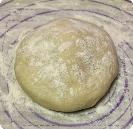 Тесто для пельменей, вареников, хинкали, мантов и чебуреков