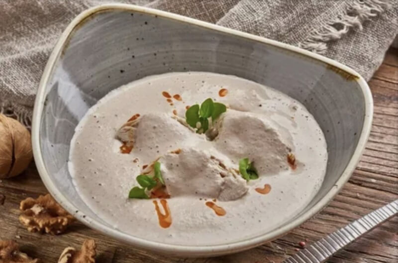 Сациви из цыплёнка