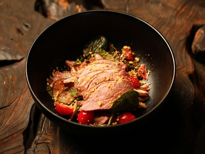 Салат с утиной грудкой