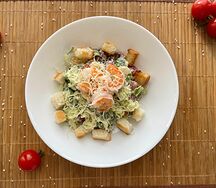 Салат Цезарь с креветкой