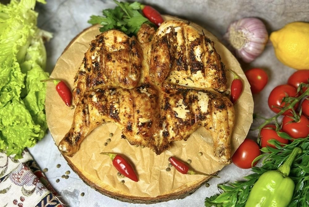 Цыпленок крупный на мангале