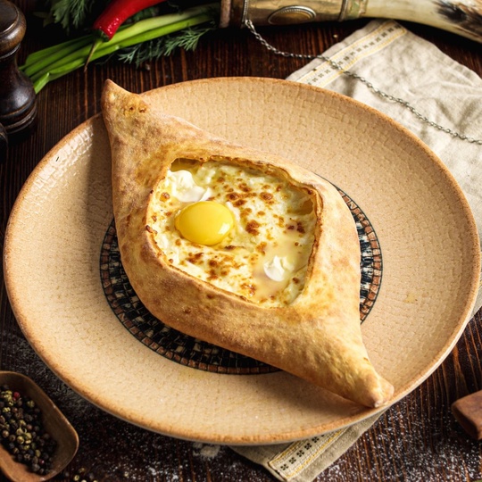 Хачапури по-аджарски