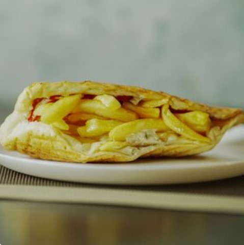 Гиро в булочке с курицей