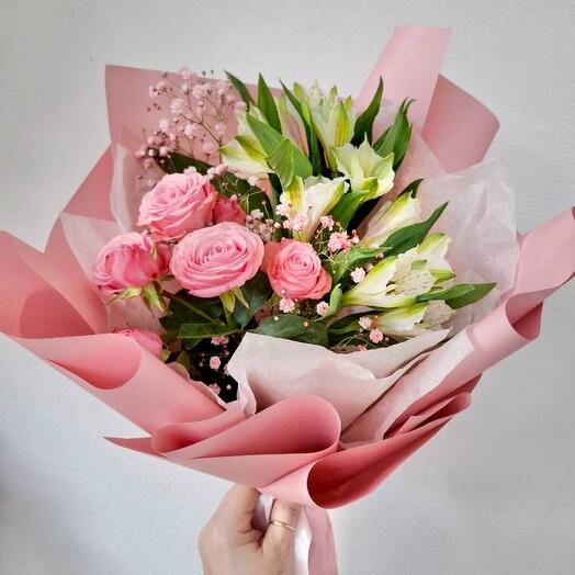 Букет «Нежные воспоминания» из кустовых роз