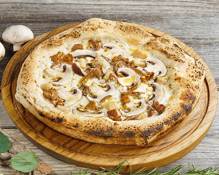 Пицца Mushrooms and Truffle Неаполитанск