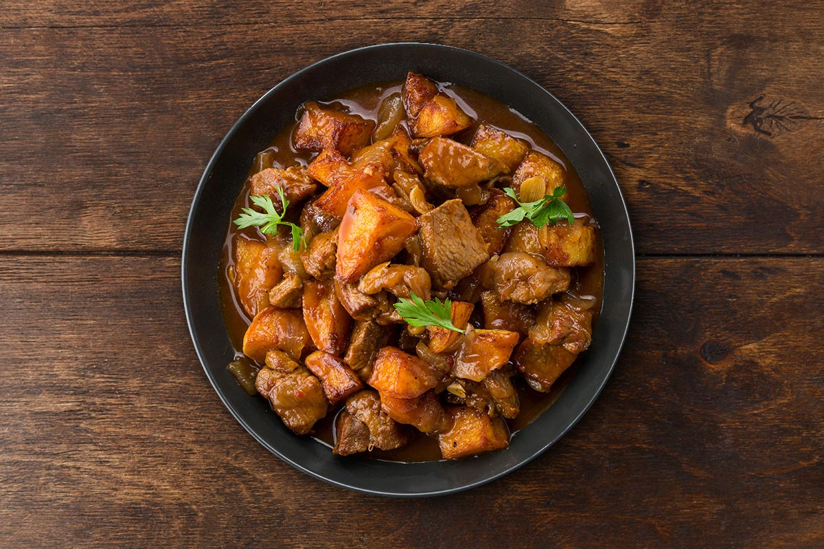 Жаркое из свинины с грибами