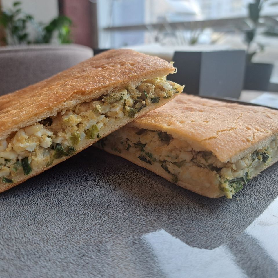 Пирог яйцо/лук